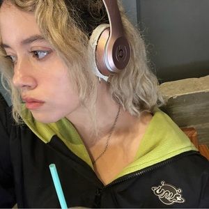 Meet your Posher, Fatima